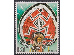 Папуа-Новая Гвинея. Головные уборы. Почтовая марка 1977г.