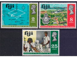 Фиджи. Открытие университета. Серия марок 1969г.