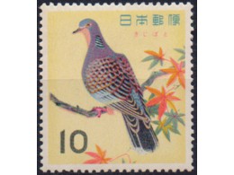 Япония. Птица. Голубь. Почтовая марка 1963г.