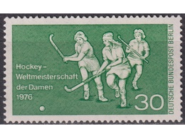 Западный Берлин. Спорт. Почтовая марка 1976г.