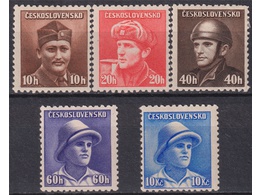 Чехословакия. Герои. Почтовые марки 1945г.