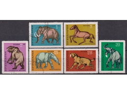 Болгария. Динозавры. Серия марок 1971г.